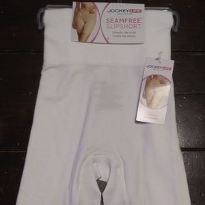 Seam Free Slip Short